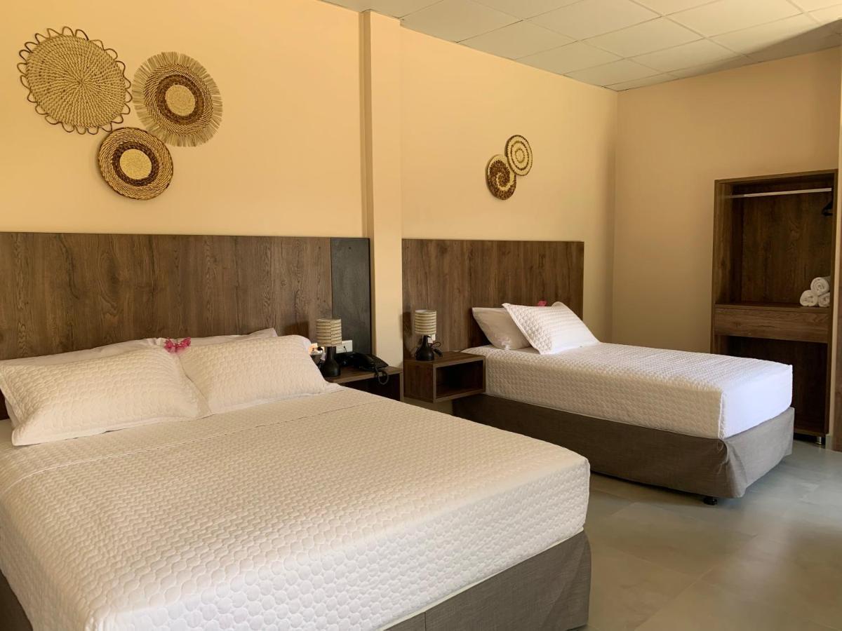 Hotel La Mar Playas Eksteriør billede