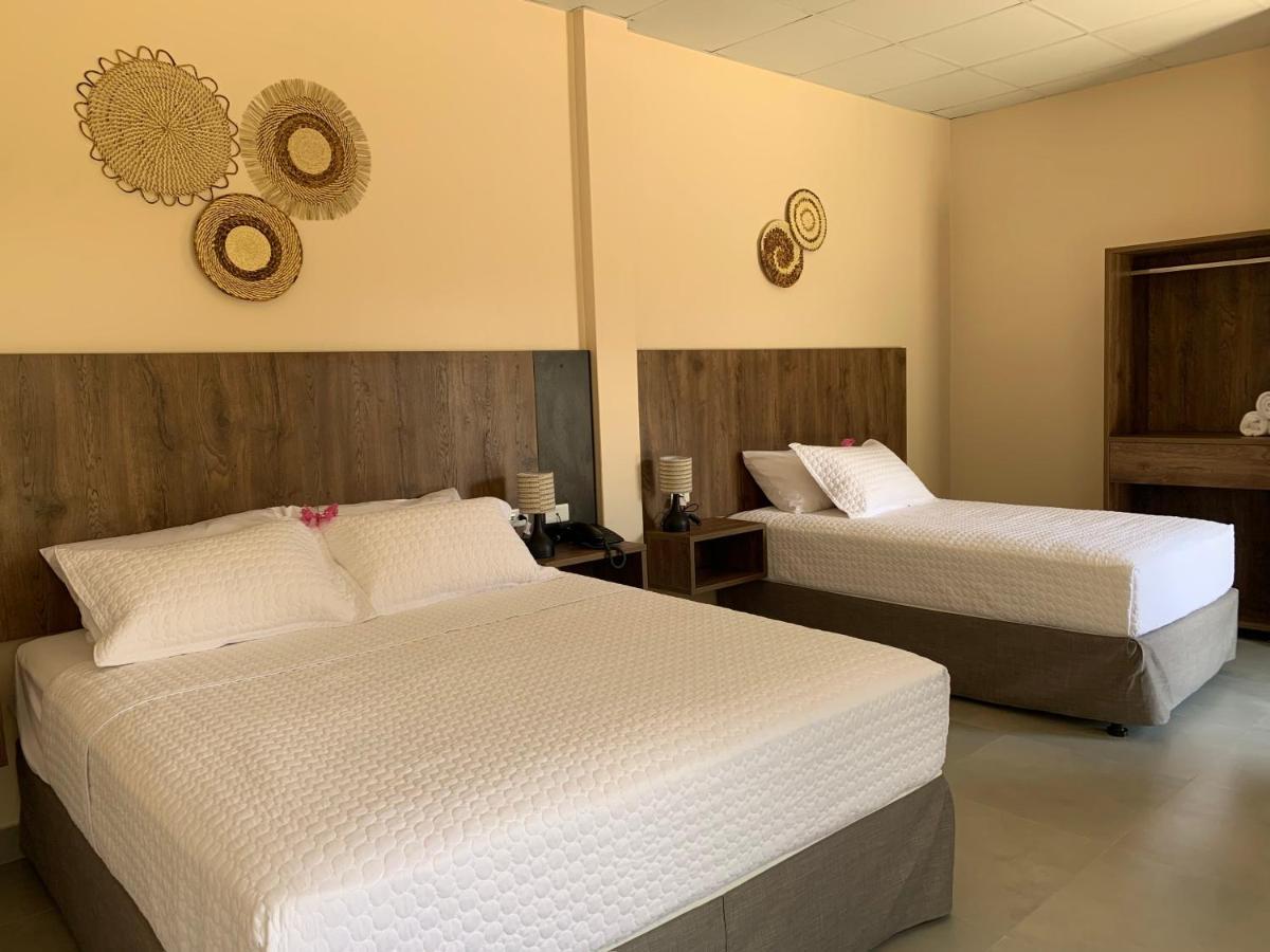 Hotel La Mar Playas Eksteriør billede